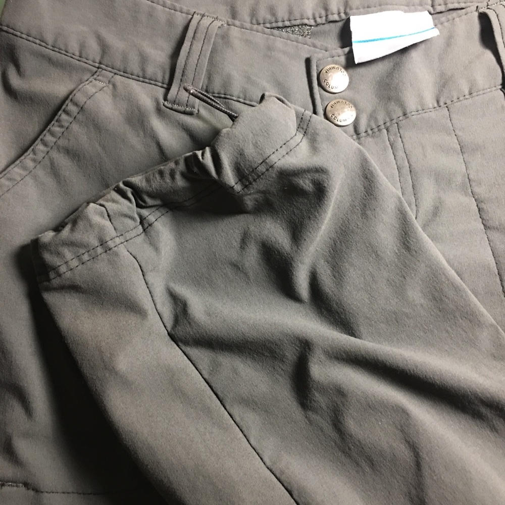 Columbia grey hiking pants - zip off shorts